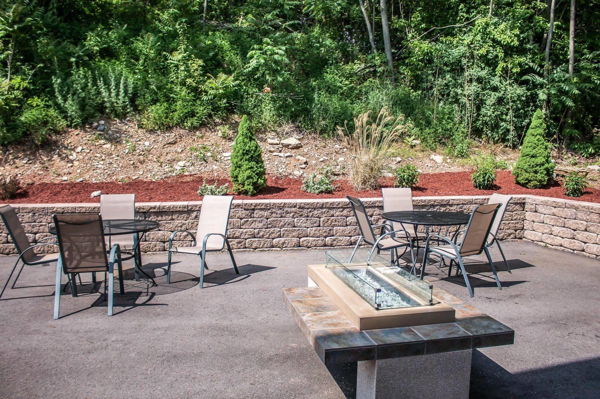 Liberty Lodge Williamsport Bagian luar foto